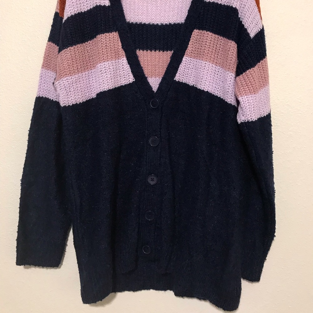 Tunic Buttoned Sweater - Picture 4 of 6